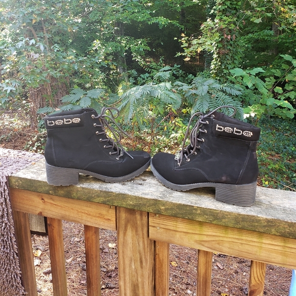 bebe Shoes - Bebe Crystal Black Boots 😍